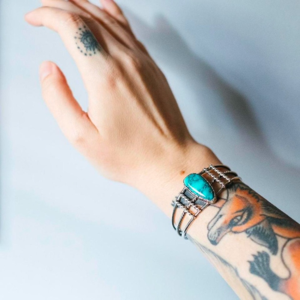 Vintage 60’s / 70’s Sterling Silver Turquoise Cuff Bracelet